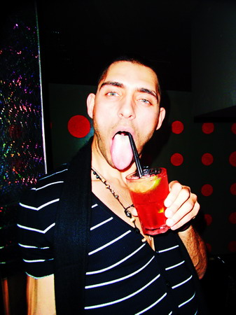 lifestyle/070412Party.Shocking.1\060.jpg